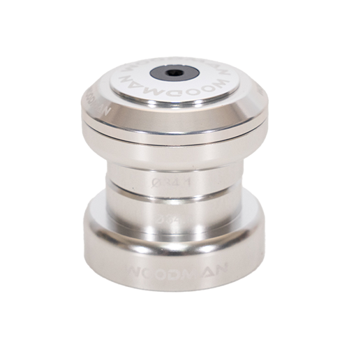 EC34 headset in silver